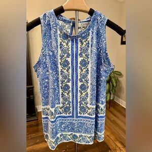 NEW Chaus Blue and White Floral Sleeveless Blouse Size S